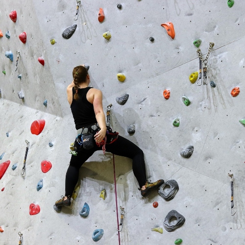 An exapmple of Lead Climbing